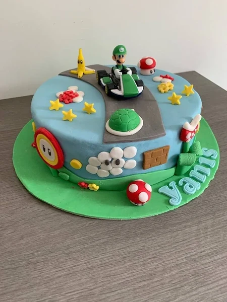 Gâteau d'Anniversaire Angers 