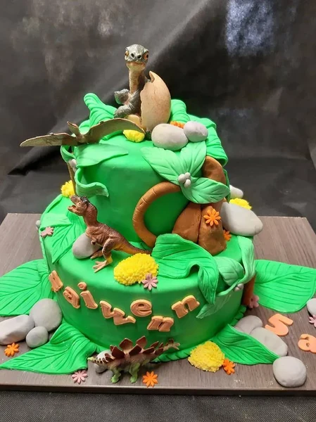 Gâteau d'Anniversaire Angers 